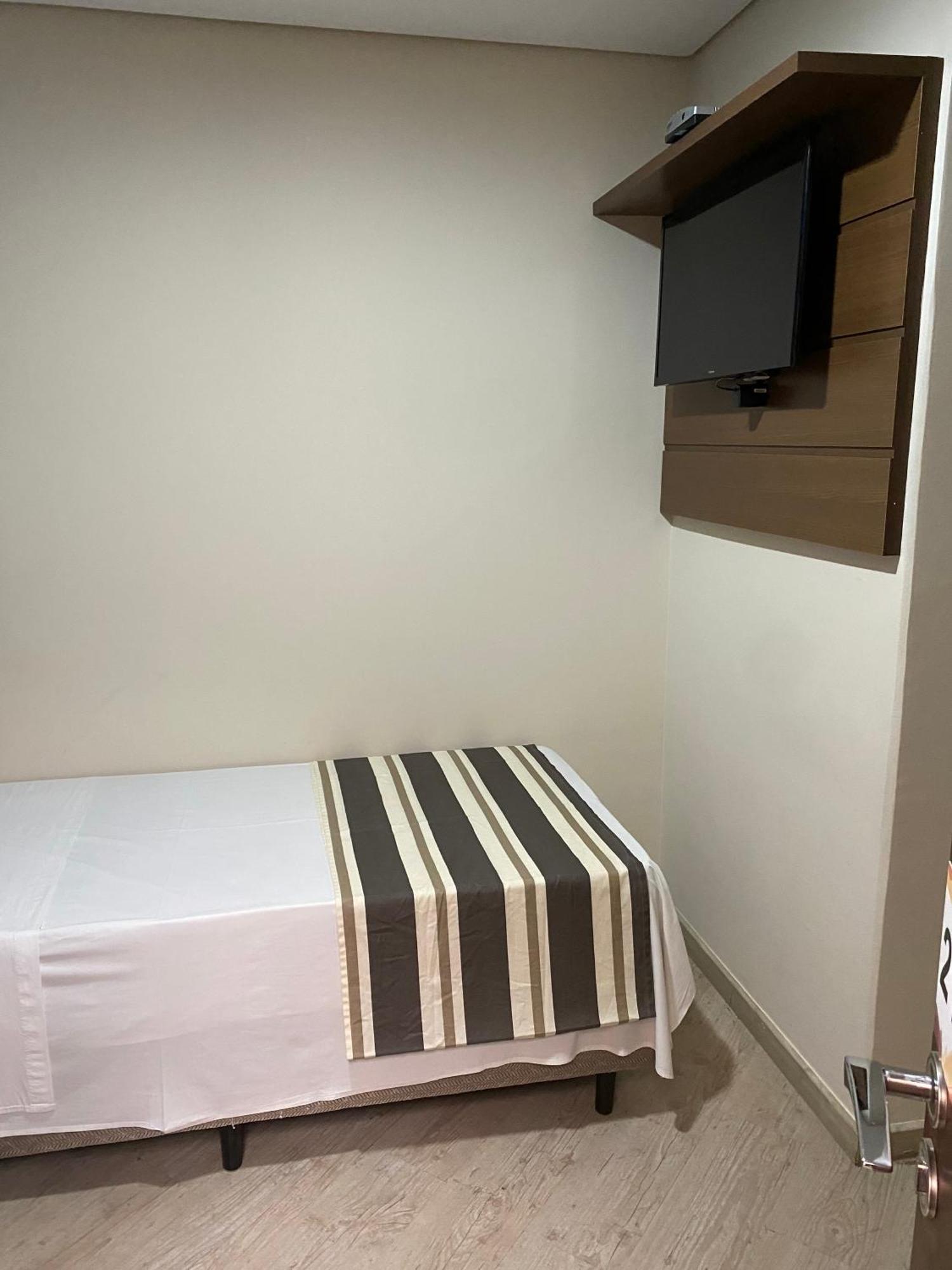 Quarto Individual