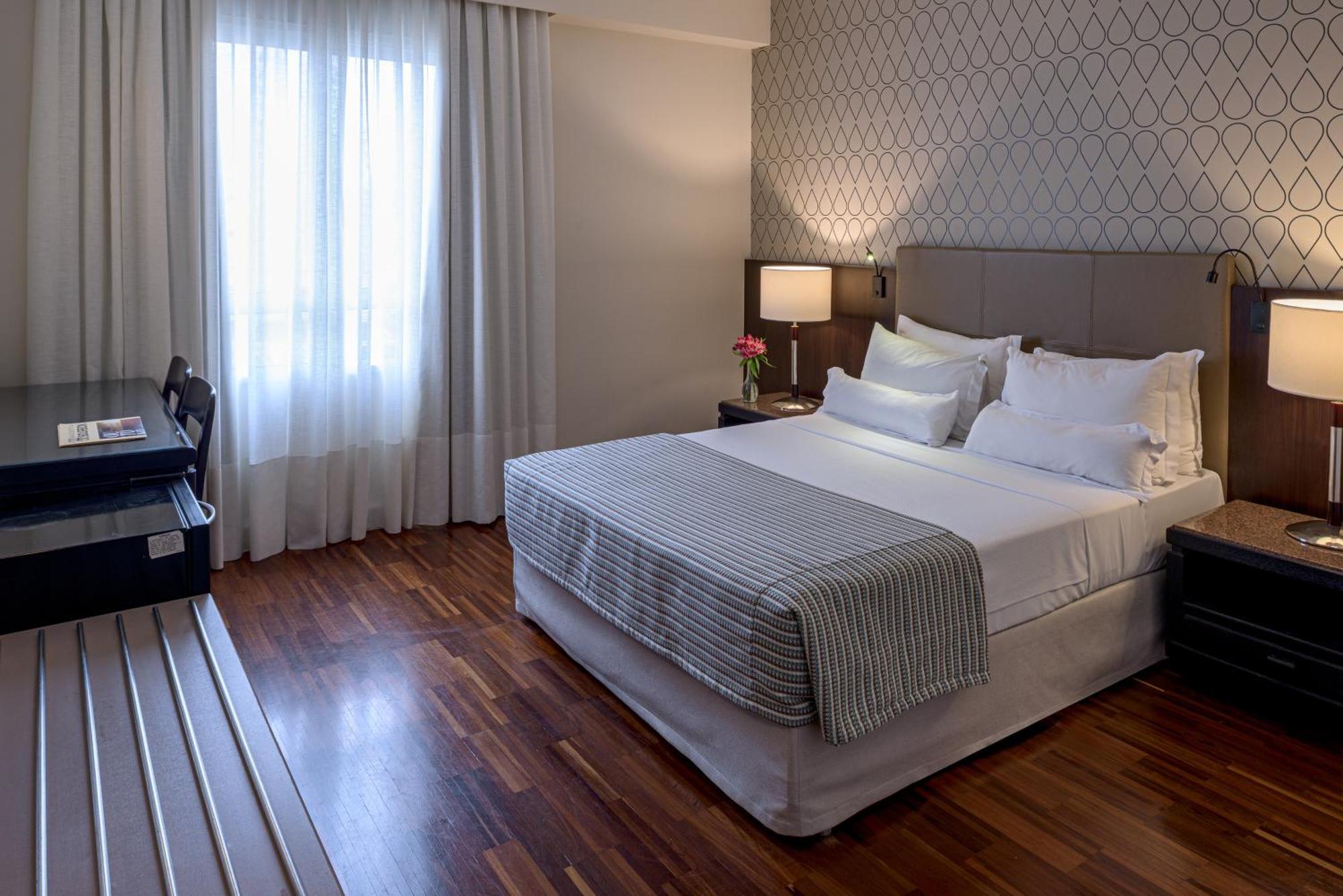 Superior com Cama de Casal,1681724832:JPEG