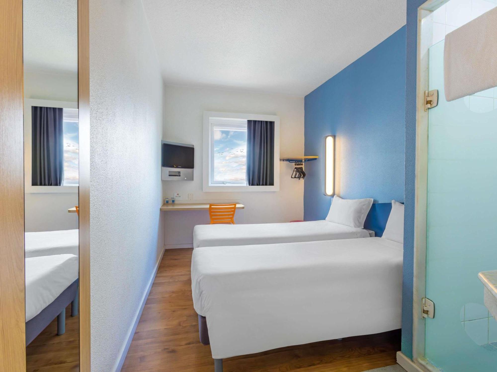 Standard Apartment Twin Beds