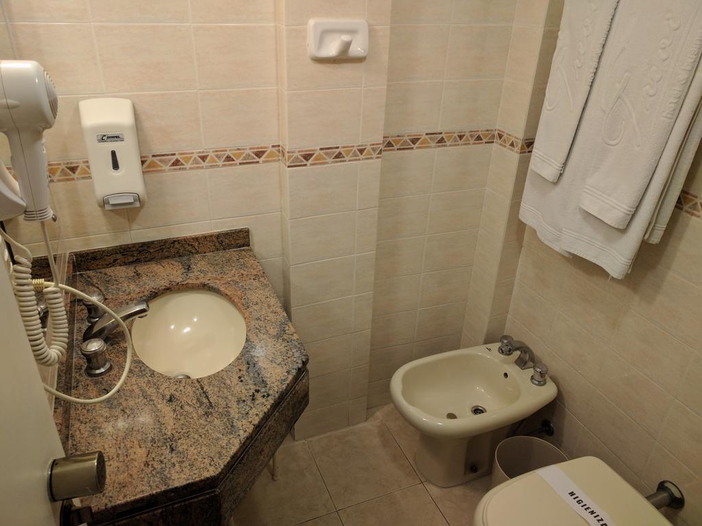 Quarto Triplo Standard