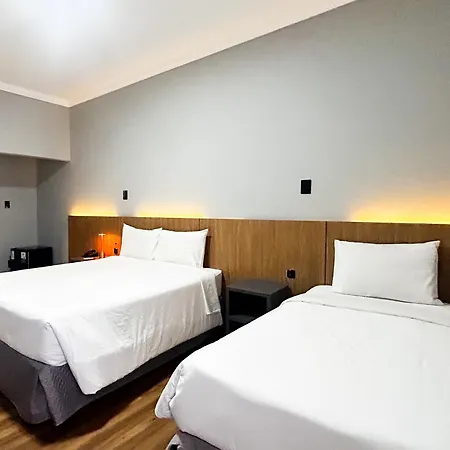HOTEL DEL REY CURITIBA by POTY - NA FAMOSA RUA XV DE NOVEMBRO-2