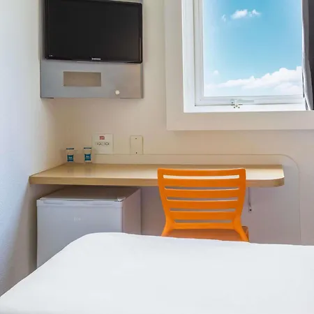 ibis budget Curitiba Centro-2